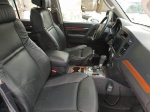Seats_BMW_X5_E70-Mitsubishi_Pajero_d04